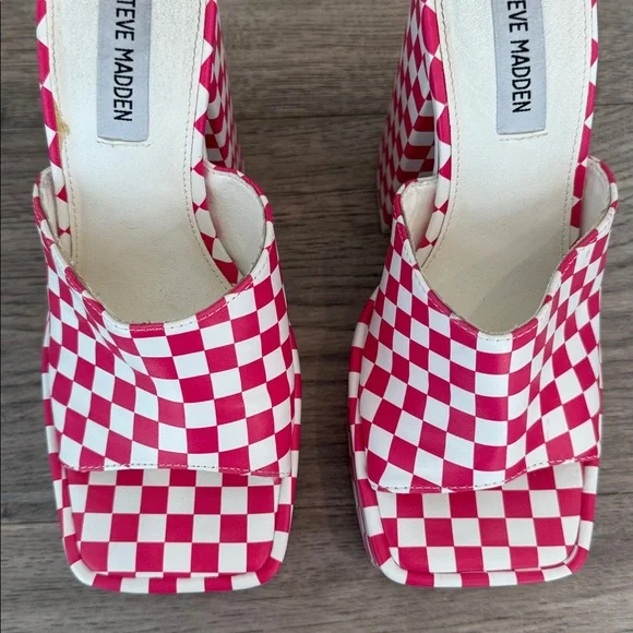 Steve Madden Trixie Platform Mule Sandals - Picture 5 of 7